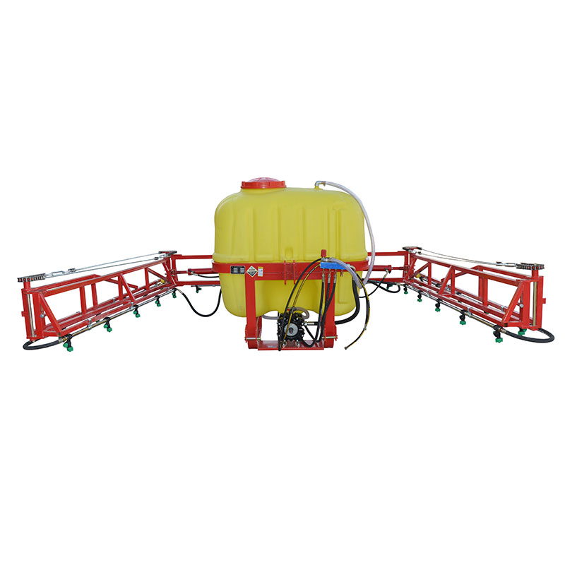 Hydraulický postrekovací traktorový rozmach rozprašovača